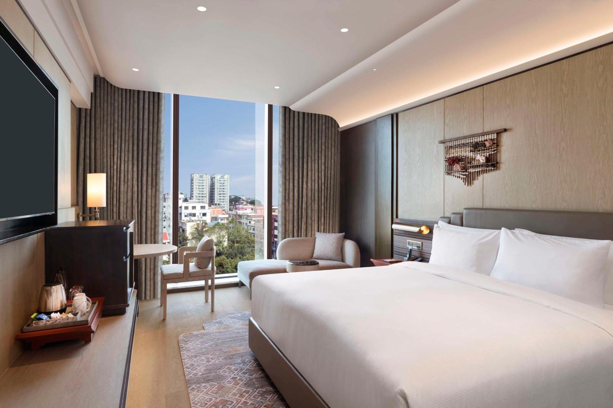 Отель Hilton Катманду Экстерьер фото