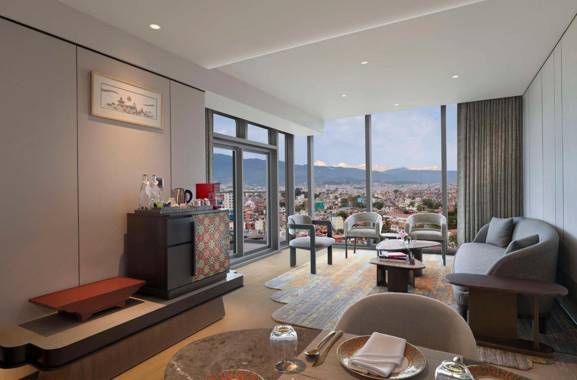 Отель Hilton Катманду Экстерьер фото