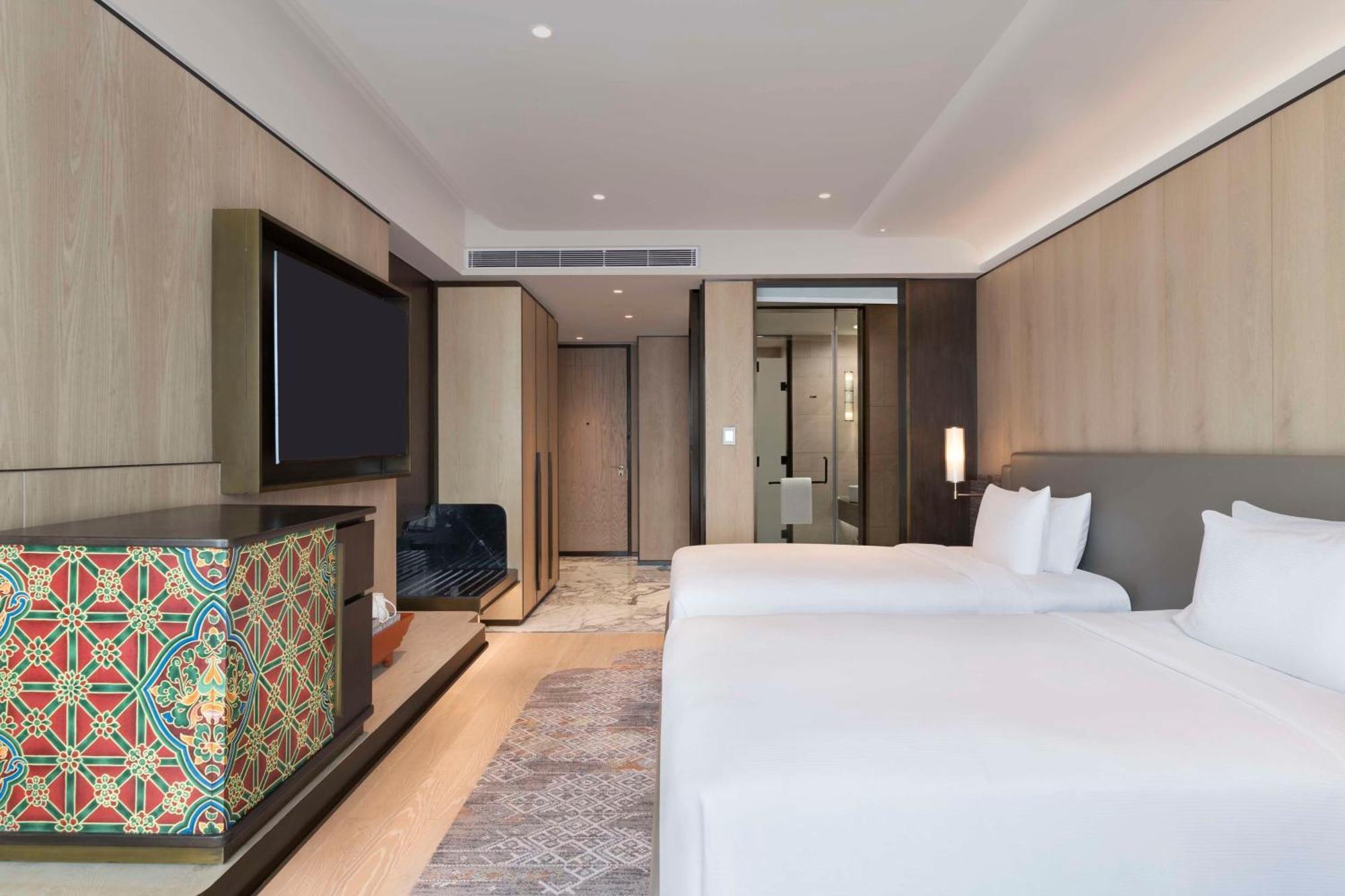 Отель Hilton Катманду Экстерьер фото
